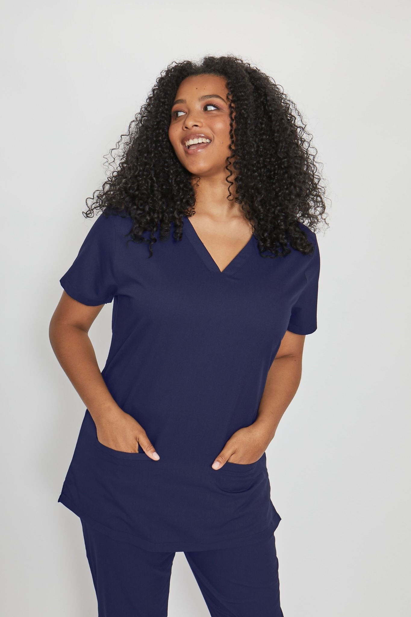 SIMKI Ari Two Pocket Ladies 4 Way Stretch Scrub Top